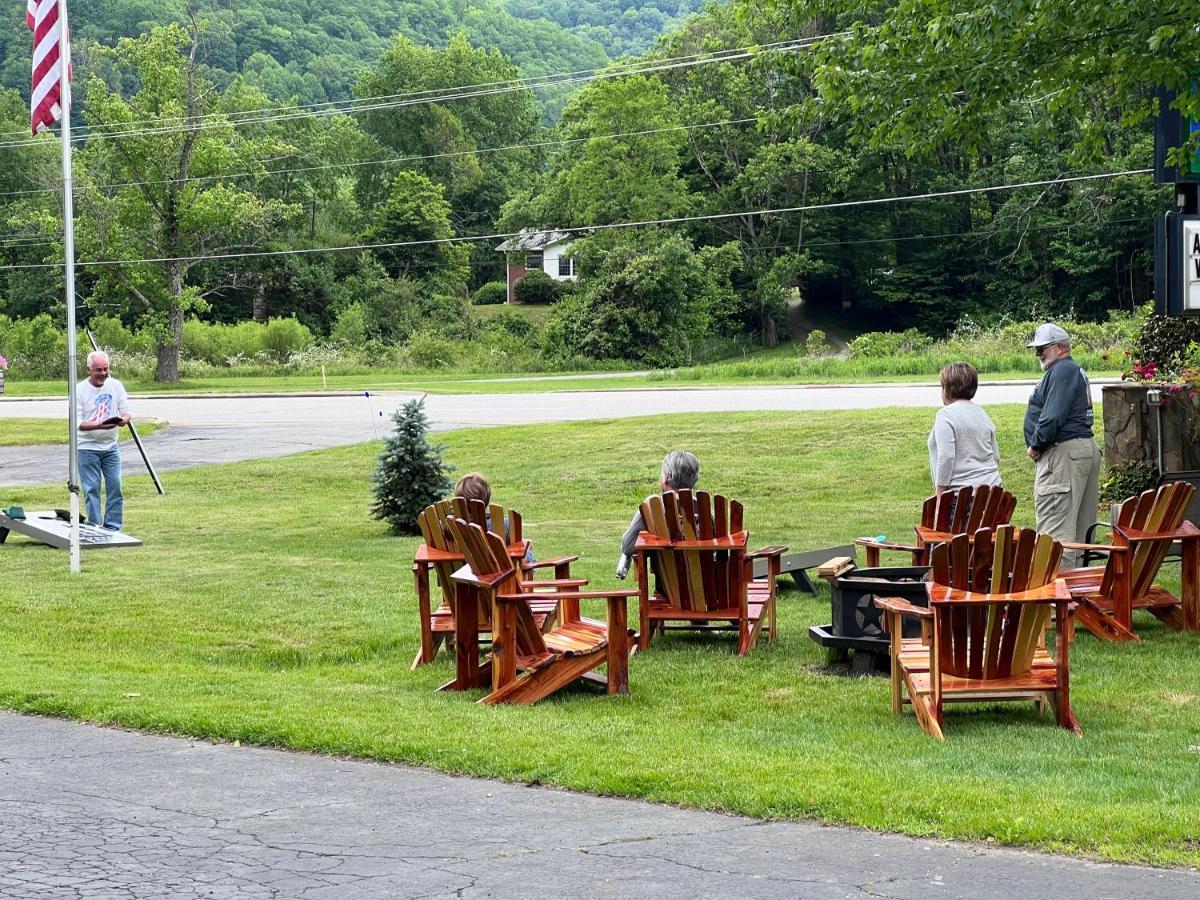 Stony Creek Motel Maggie Valley Exterior photo