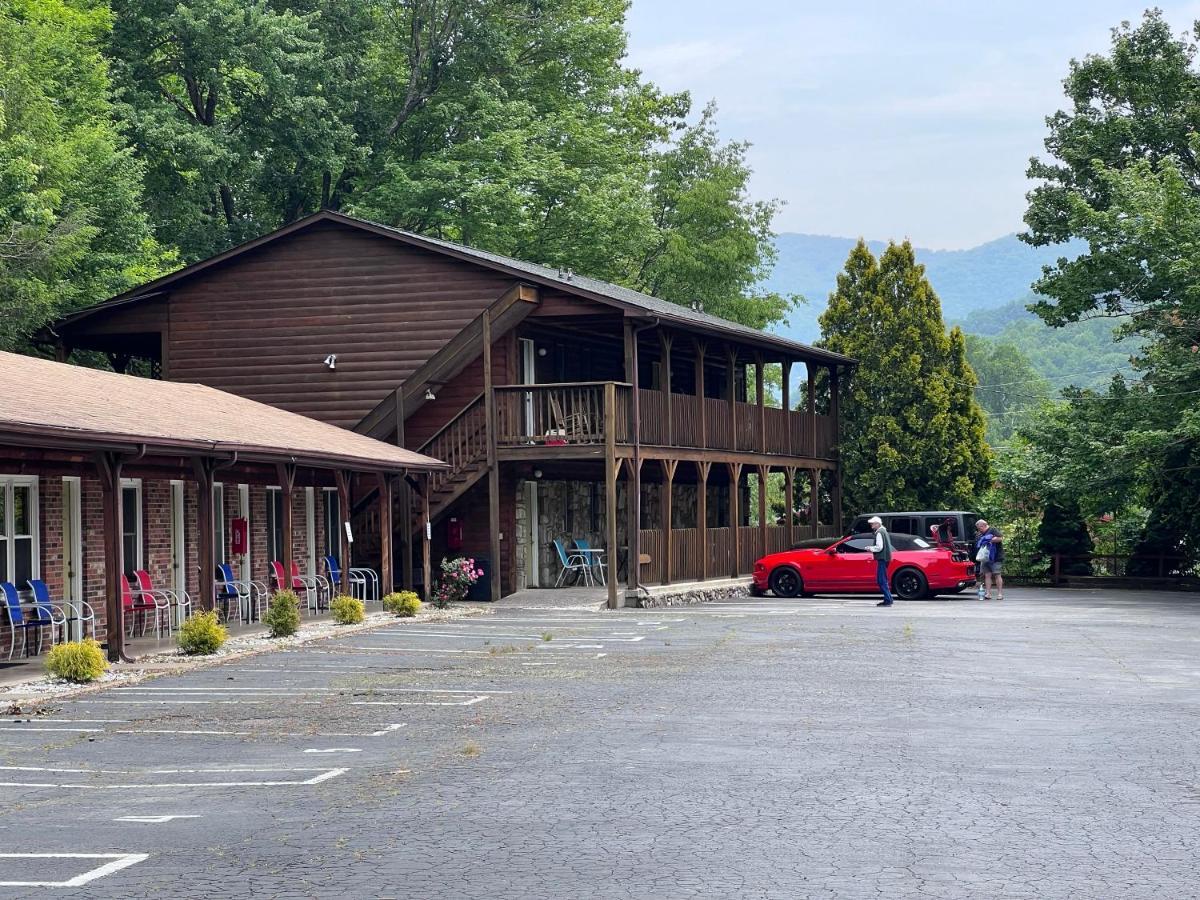 Stony Creek Motel Maggie Valley Exterior photo